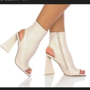 Steve Madden Transfer heels cream 9